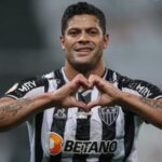 Fluminense quer o atacante Hulk. Atlético MG dificulta
