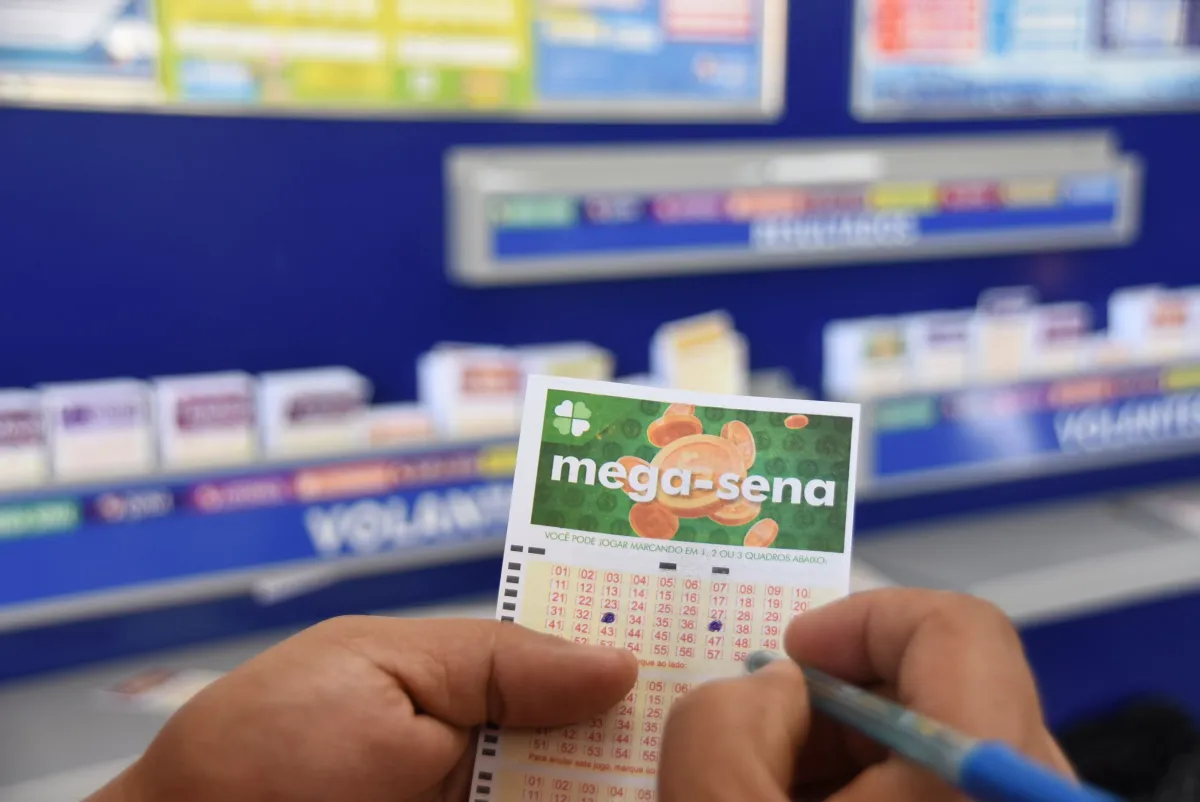 27 apostas acertaram cinco dezenas e irão receber R$ 58.801,80 cada.