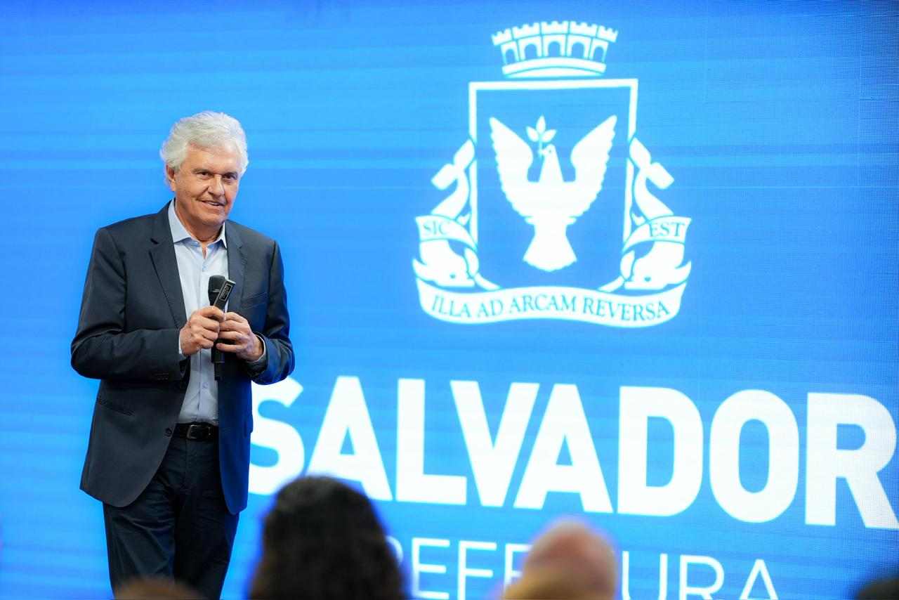 Governador Ronaldo Caiado durante palestra sobre segurança pública em Salvador (BA) - Divulgação