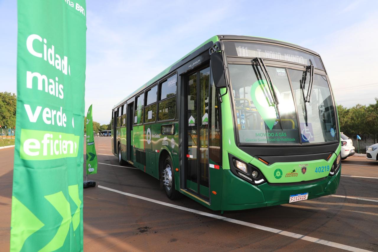 Novos ônibus têm tecnologia menos poluente e vão atender corredores de maior demanda do transporte coletivo da Região Metropolitana de Goiânia