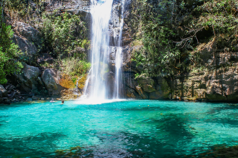 Águas cristalinas da Cachoeira Santa Bárbara, em Cavalcante (GO) - Saulo Veiga | Goiás Turismo