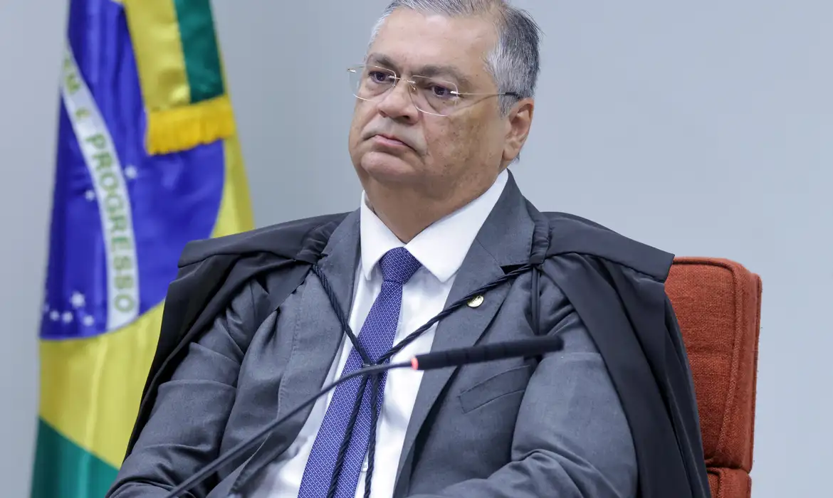 A suspensão deve ser cumprida em todo o país e vale para o Judiciário, Executivo e Legislativo federais e estaduais - STF
