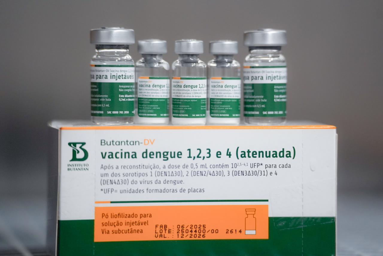 Vacina dengue Goiás