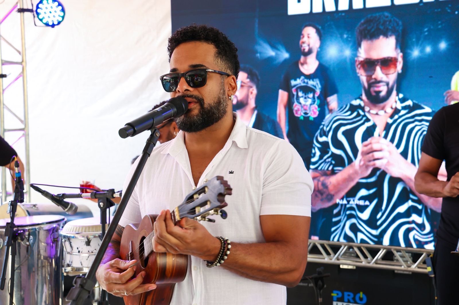 Carnaval no ritmo de samba, pagode e axé no Bosque dos Buritis
