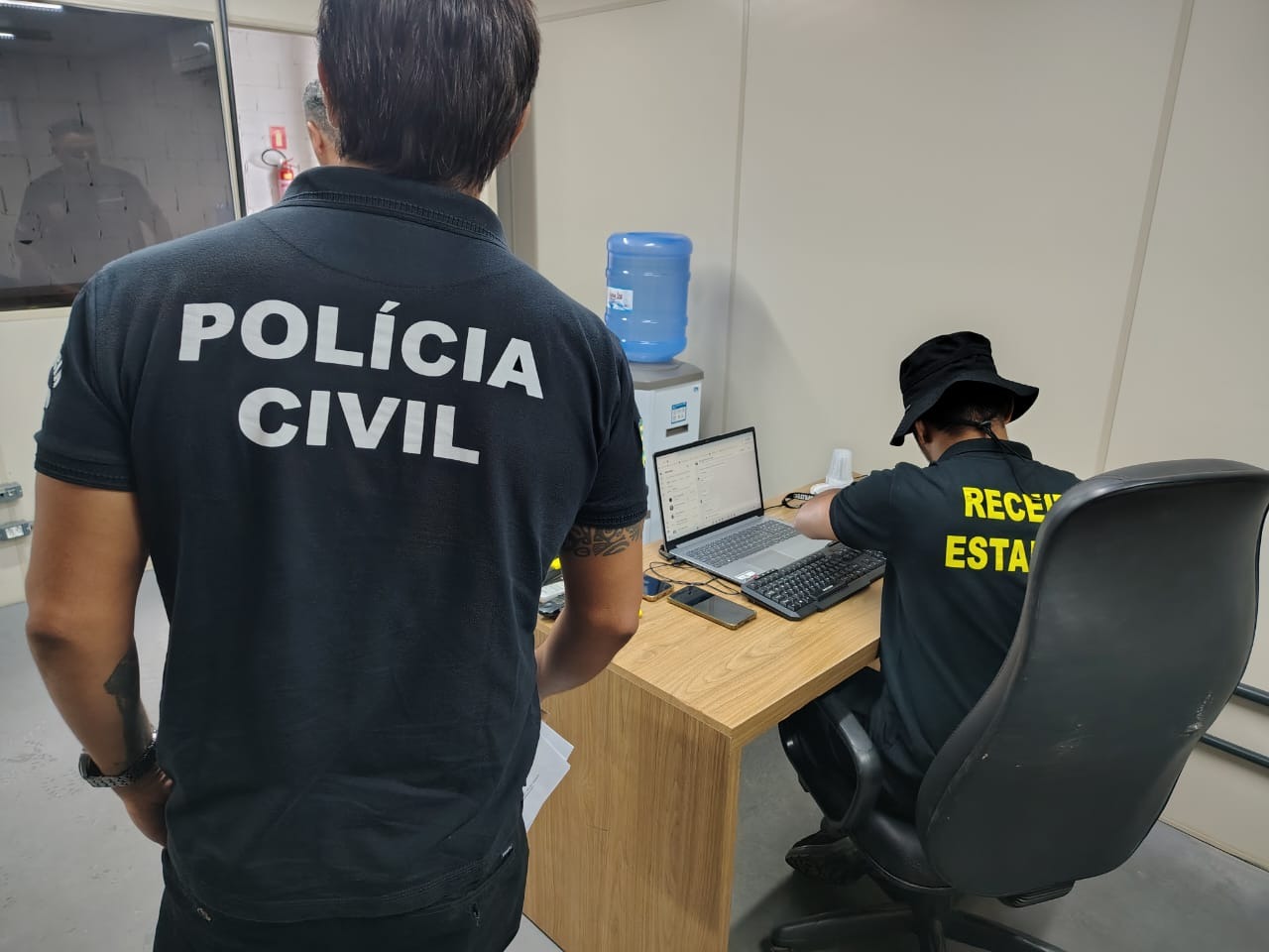 Entre os nomes que aparecem formalmente como sócios está o de um homem que seria motoboy. - Divulgação