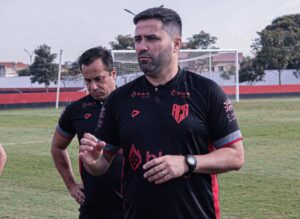 Rafael Lacerda prioriza a Copa do Brasil, mas tem dúvidas para escalar o time