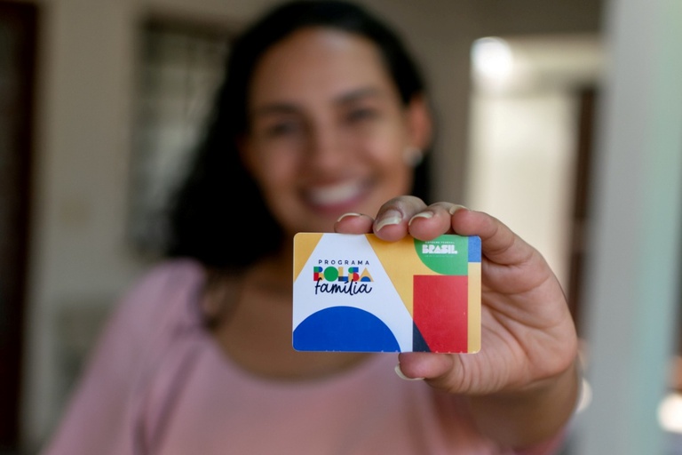 Bolsa Família NIS 8