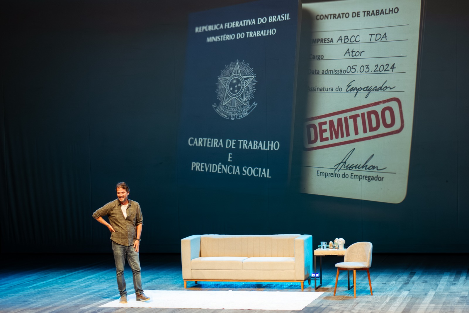 Marcelo Serrado apresenta espetáculo de comédia “Terapia” em Goiânia e Anápolis em maio