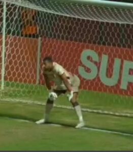 Dalberson garante mais uma vez a classificação do Vila na Copa do Brasil