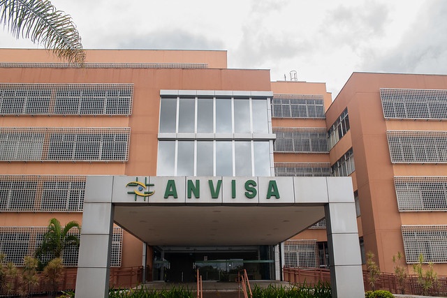 Anvisa determina recolhimento de lotes de medicamento para pressão alta após erro em embalagem