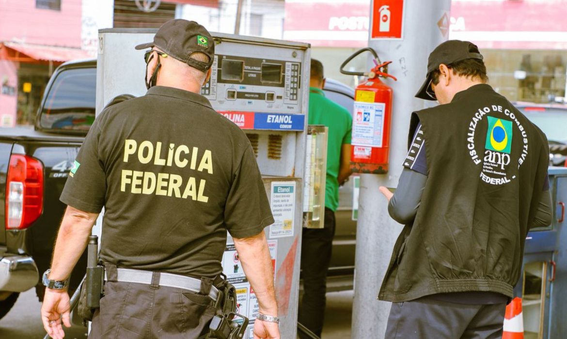 ANP lavrou 16 autos de infração por indícios de prática de preço abusivo. Em um dos casos, foram encontrados sinais de aumento de 277% na margem bruta do diesel