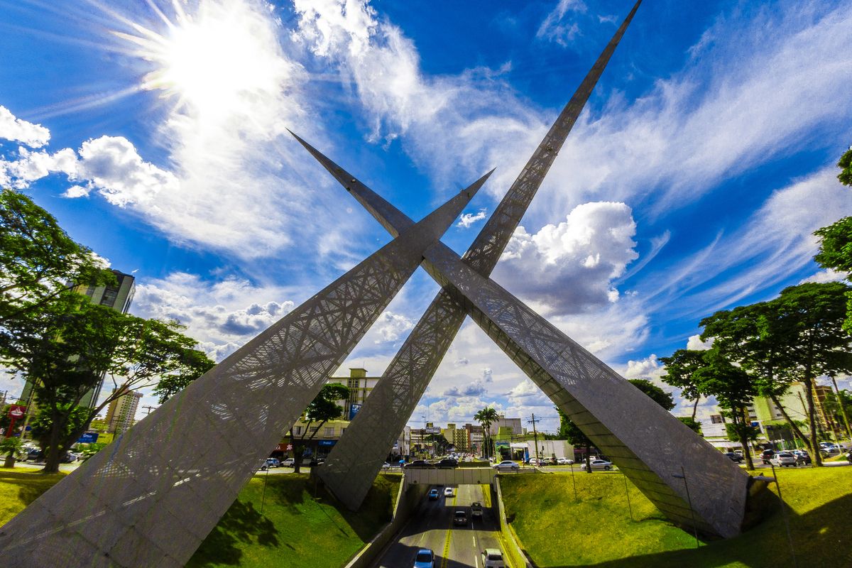 Viaduto Latiff Sebba, em Goiânia Foto: Daniel Barros / Pinterest