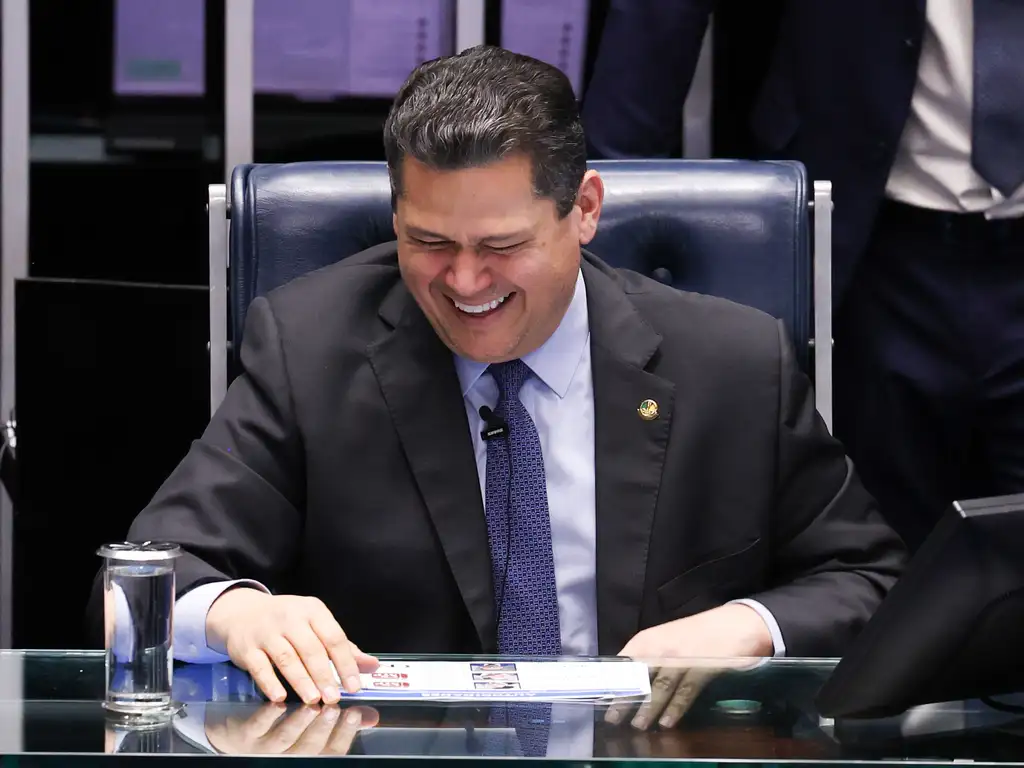 Messias sabatina Davi Alcolumbre
