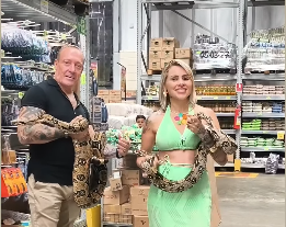 Casal Cobras Caldas Novas