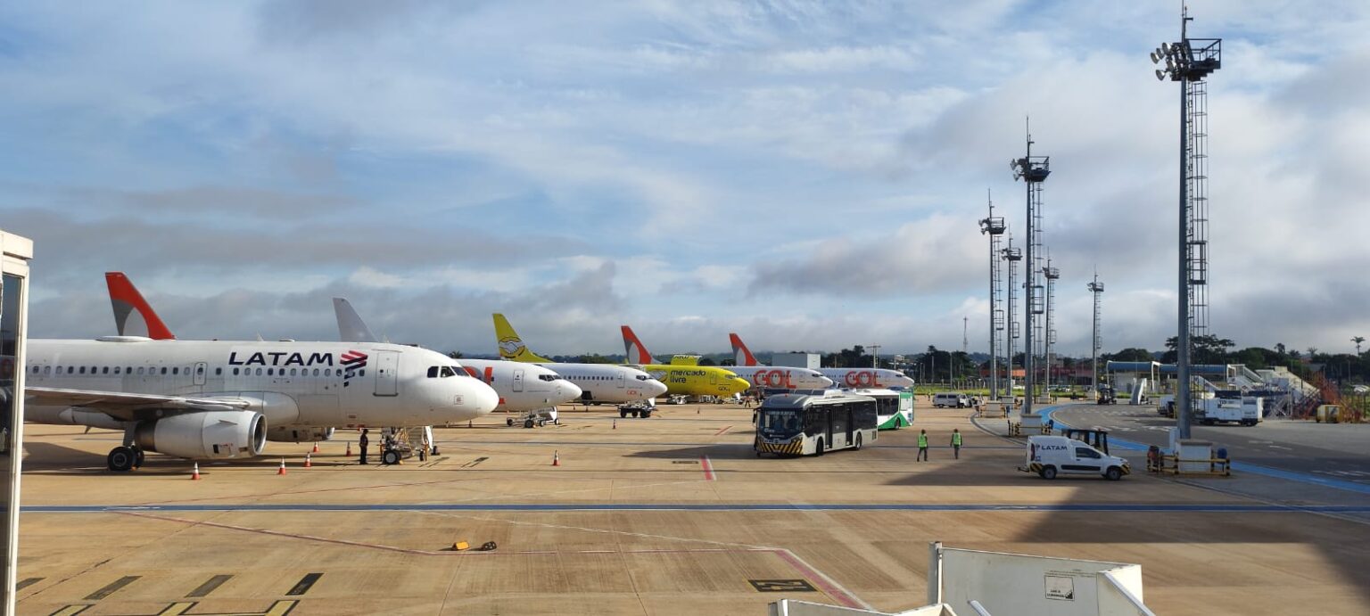Goiânia recebe voos de Brasília após restrições meteorológicas no aeroporto da capital rio verde voo