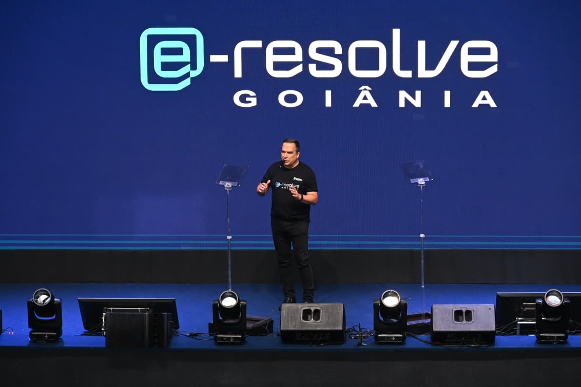 Prefeitura de Goiânia lança e-Resolve, nova plataforma de serviços digitais  - Tribuna do Planalto