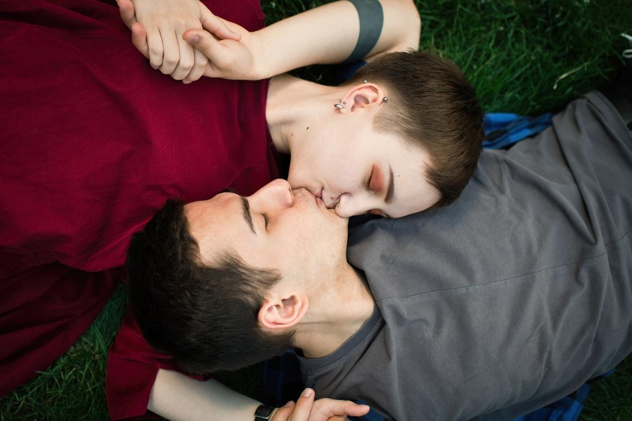 No Dia do Beijo, descubra por que você deveria beijar mais