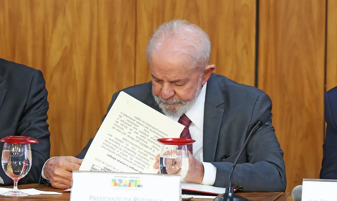 Lula lei do estágio