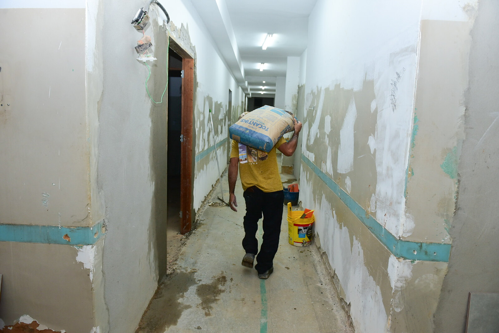 Obra em unidade de saúde