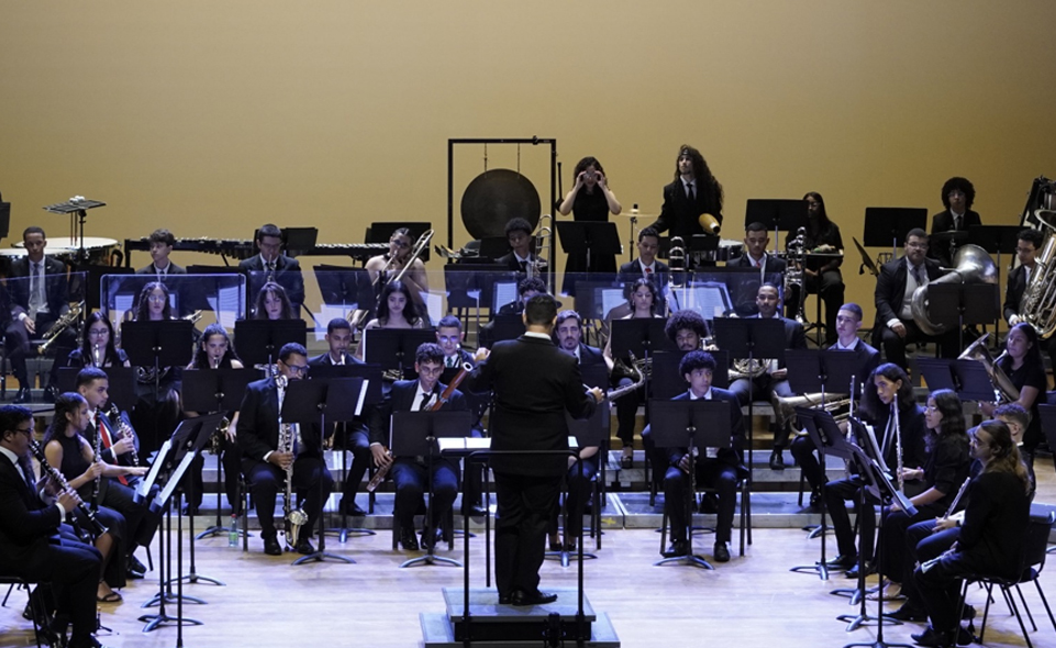 Banda Sinfônica Basileu França apresenta concerto inédito com obras de Saint-Saëns e Gulda