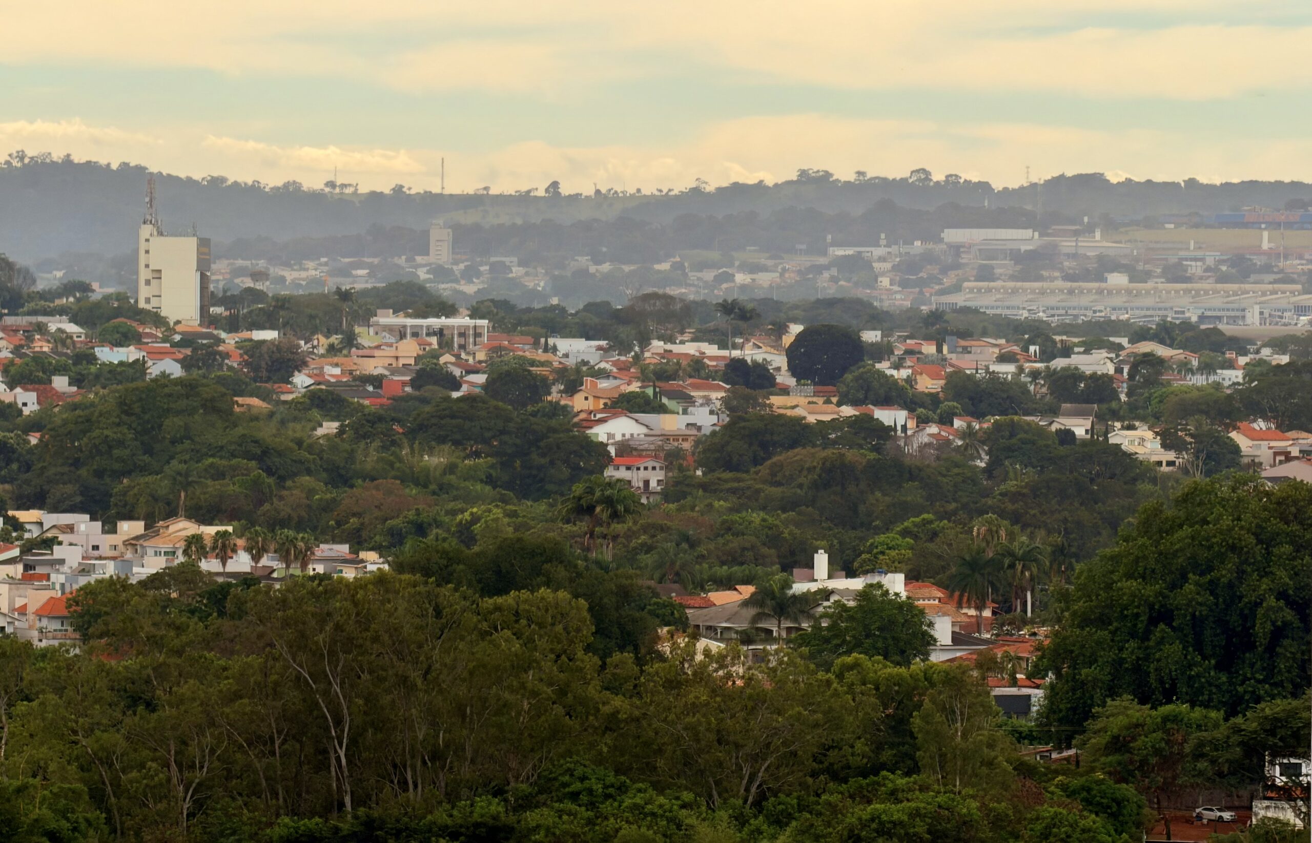 Quarta-feira (24) será de clima ameno e possibilidade de chuva em Goiânia