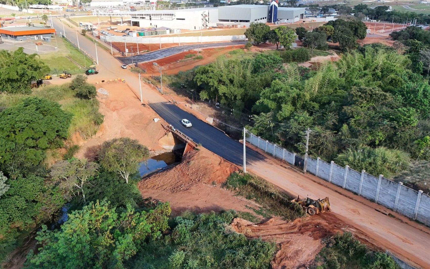 Ponte na Avenida Toledo, em Aparecida de Goiânia, é liberada após obras de recuperação