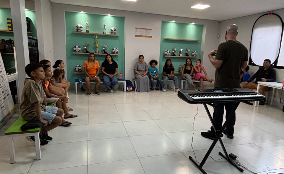 Projeto em Aparecida de Goiânia oferece oficinas gratuitas de arte e cultura para 400 pessoas