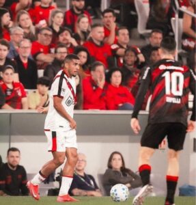 Dragão x Furacão: jogo que vale R$ 3 milhões