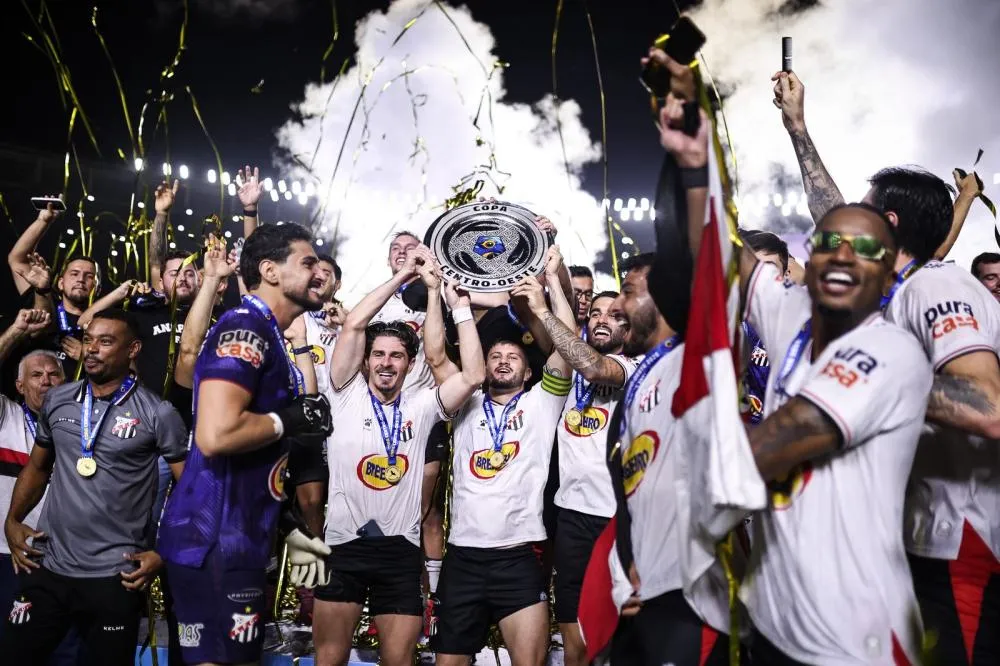 Anápolis perde no Espírito Santo, mas é campeão da Copa Centro-Oeste