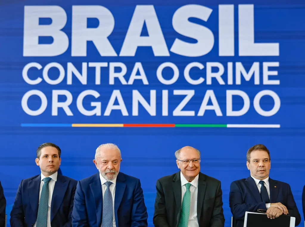 Governo lança programa de R$ 11 bi para desarticular crime organizado no país