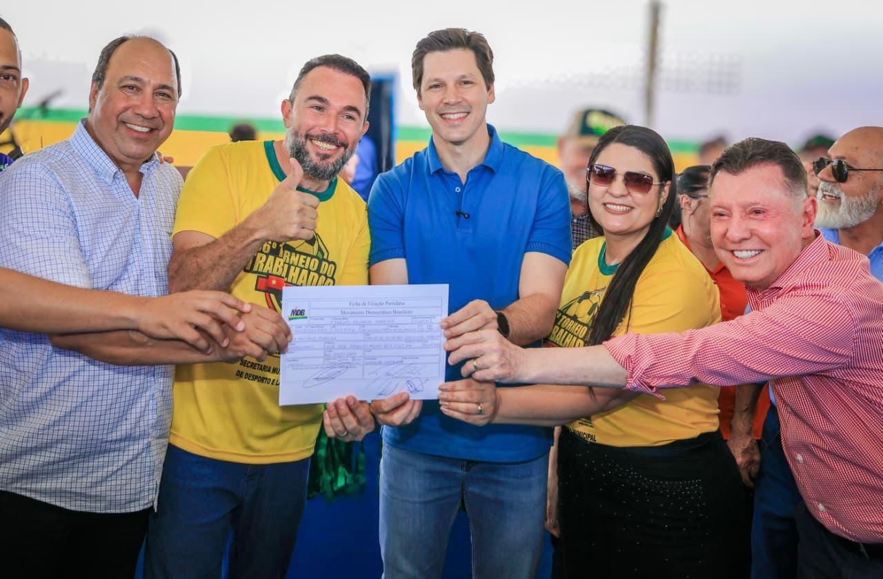 Filiação de Eduardo Niqturbo ao MDB reforça base de Daniel Vilela em Goiás
