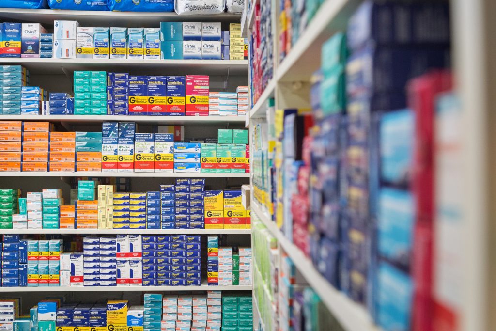 Farmacêutica é autuada em flagrante por aplicar vacina vencida em bebê de seis meses em Aparecida de Goiânia