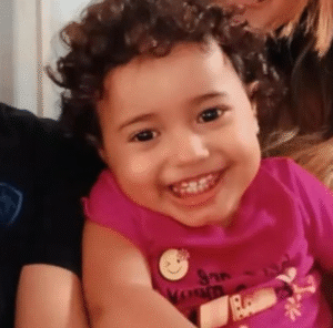 Maria Fernanda Cândido da Rocha, de 2 anos, desapareceu e foi encontrada morta, em Doverlândia.