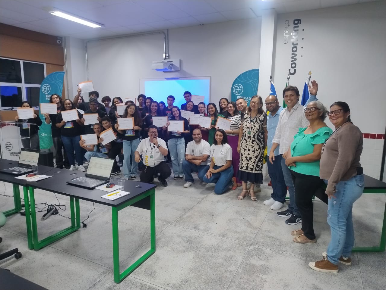 Governo de Goiás abre inscrições para programa que vai selecionar 100 projetos de inovação liderados por mulheres
