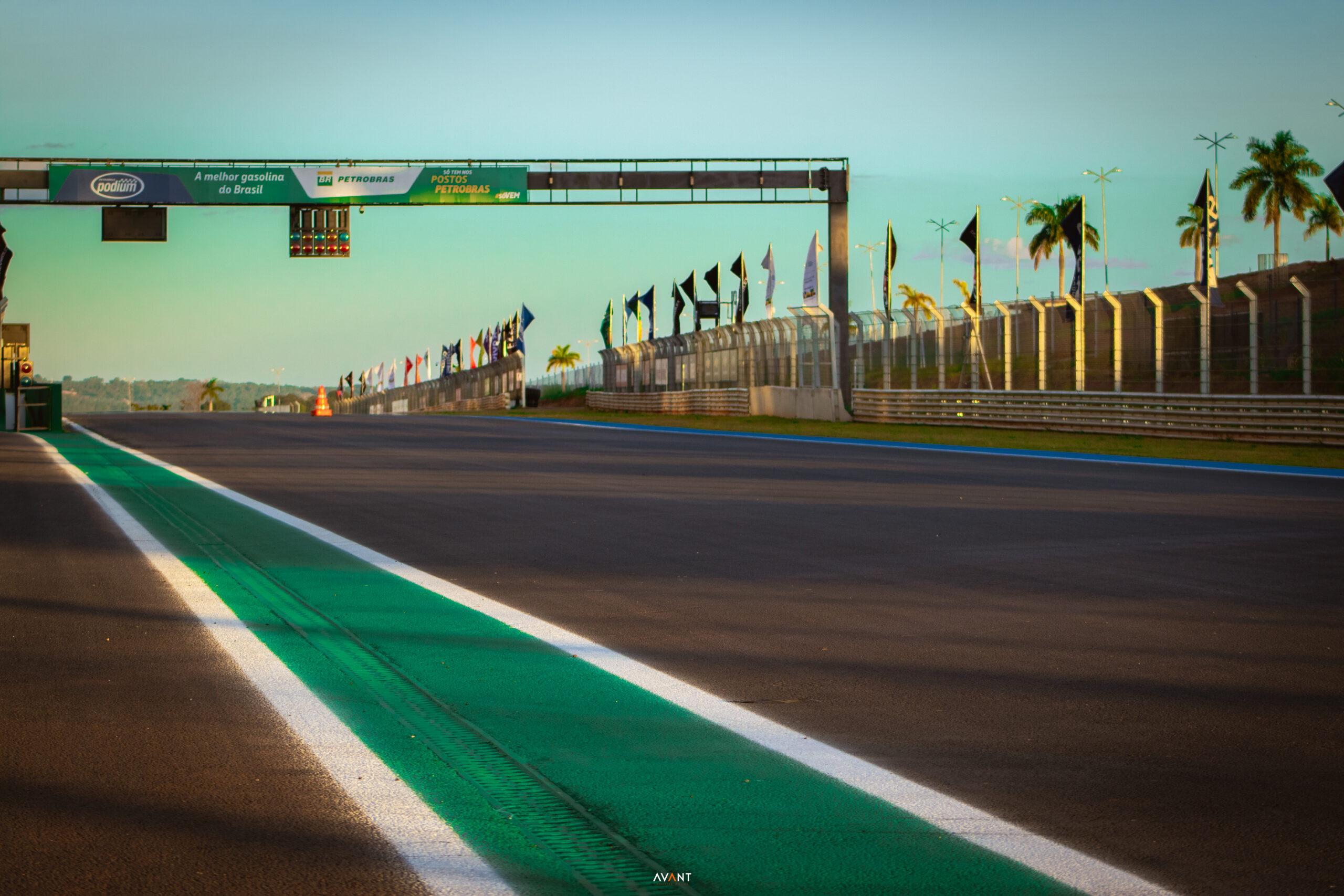 Corrida no Autódromo de Goiânia celebra o Dia Mundial da Corrida de Rua e movimenta o feriado