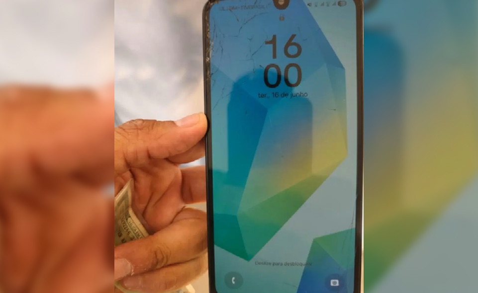 Mulher e homem são detidos após cobrarem R$ 100 para devolver celular perdido em Aparecida de Goiânia
