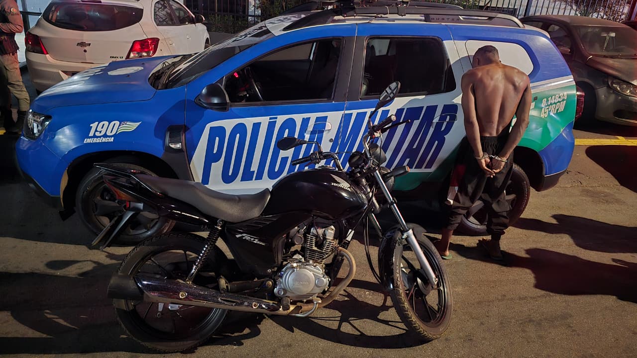 Solto há 6 dias, homem volta a ser preso depois de furtar moto do irmão