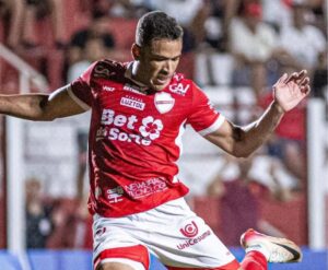 Elias vai defender o Mirassol