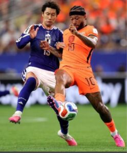 Holanda 2 x 2 Japão, o melhor jogo da Copa