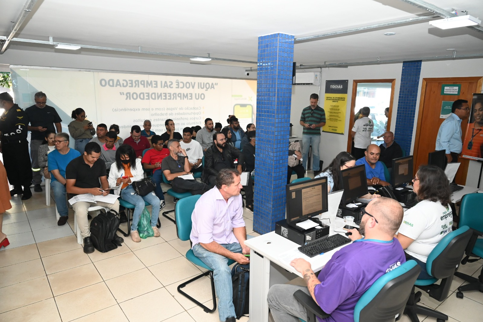 Governo de Goiás promove feirão com mais de mil vagas para menores e jovens aprendizes