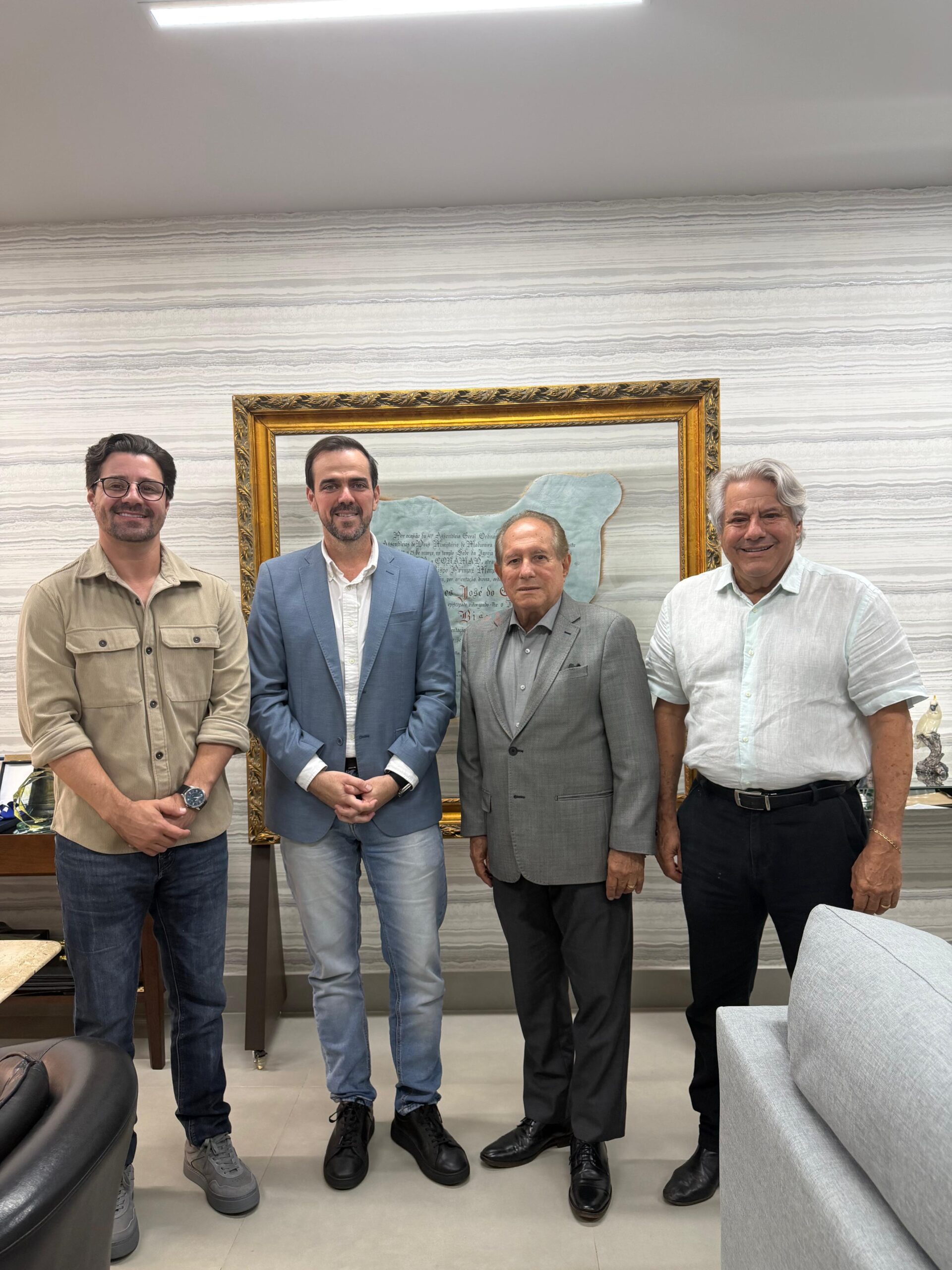 De olho no Senado, Mendanha costura apoio evangélico na base de Daniel Vilela
