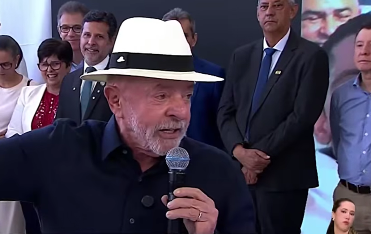 Em Catalão, Lula chama filhos de Bolsonaro de “traidores” e reage a novo tarifaço de Trump