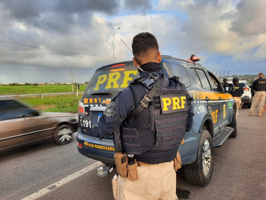 PRF inicia Operação Corpus Christi 2026 nas rodovias federais de Goiás