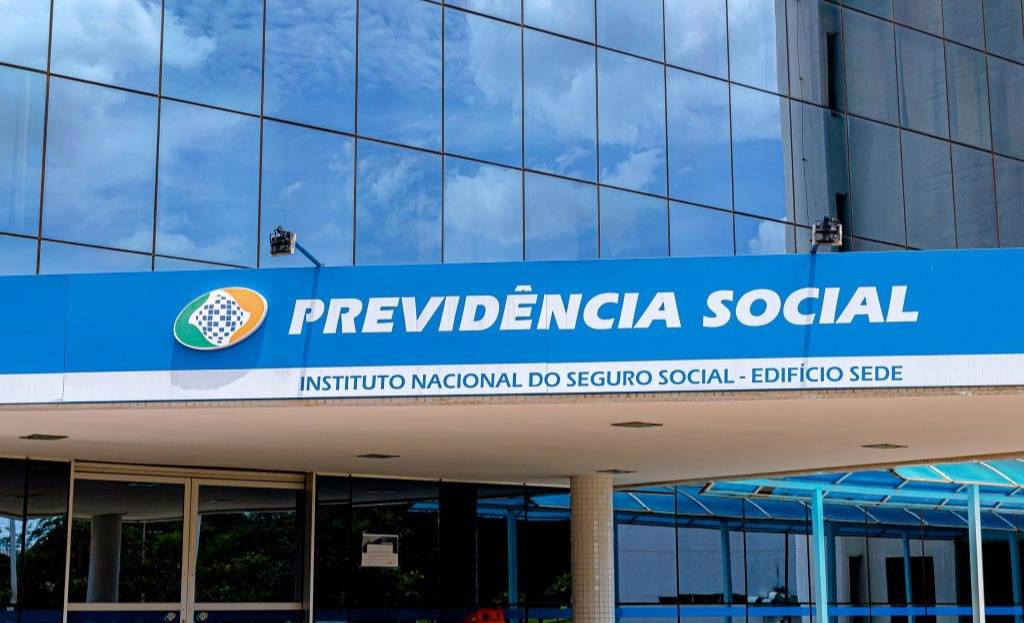 INSS atualiza regras de aposentadoria para 2026; idade mínima e pontuação aumentam