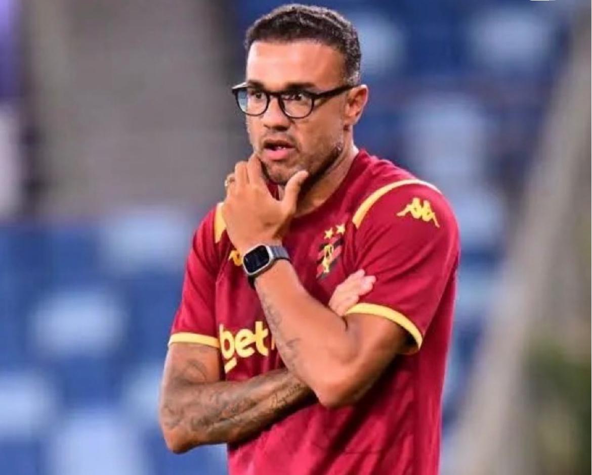 Atlético anuncia novo técnico. Roger Silva não agrada o torcedor