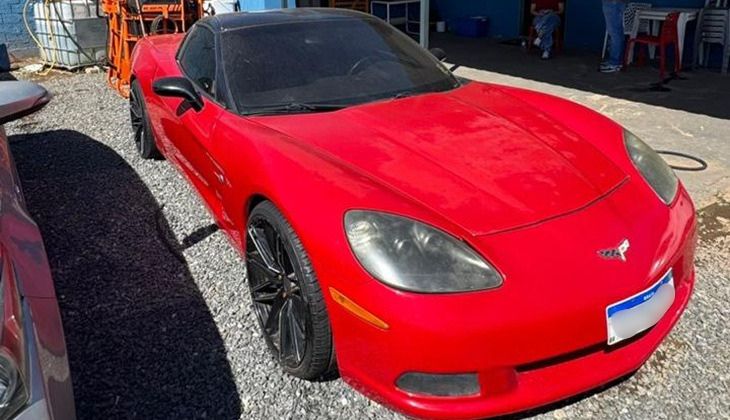 TJGO realiza leilão com Corvette, BMW, Hilux SW4 e Civic Hybrid entre 417 veículos apreendidos