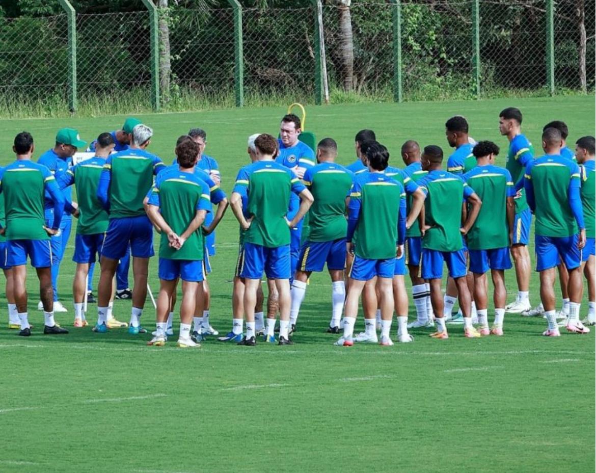 Esse é o Goiás Esporte Clube, time que foi a Belo Horizonte no último domingo e perdeu para um dos piores times da série B