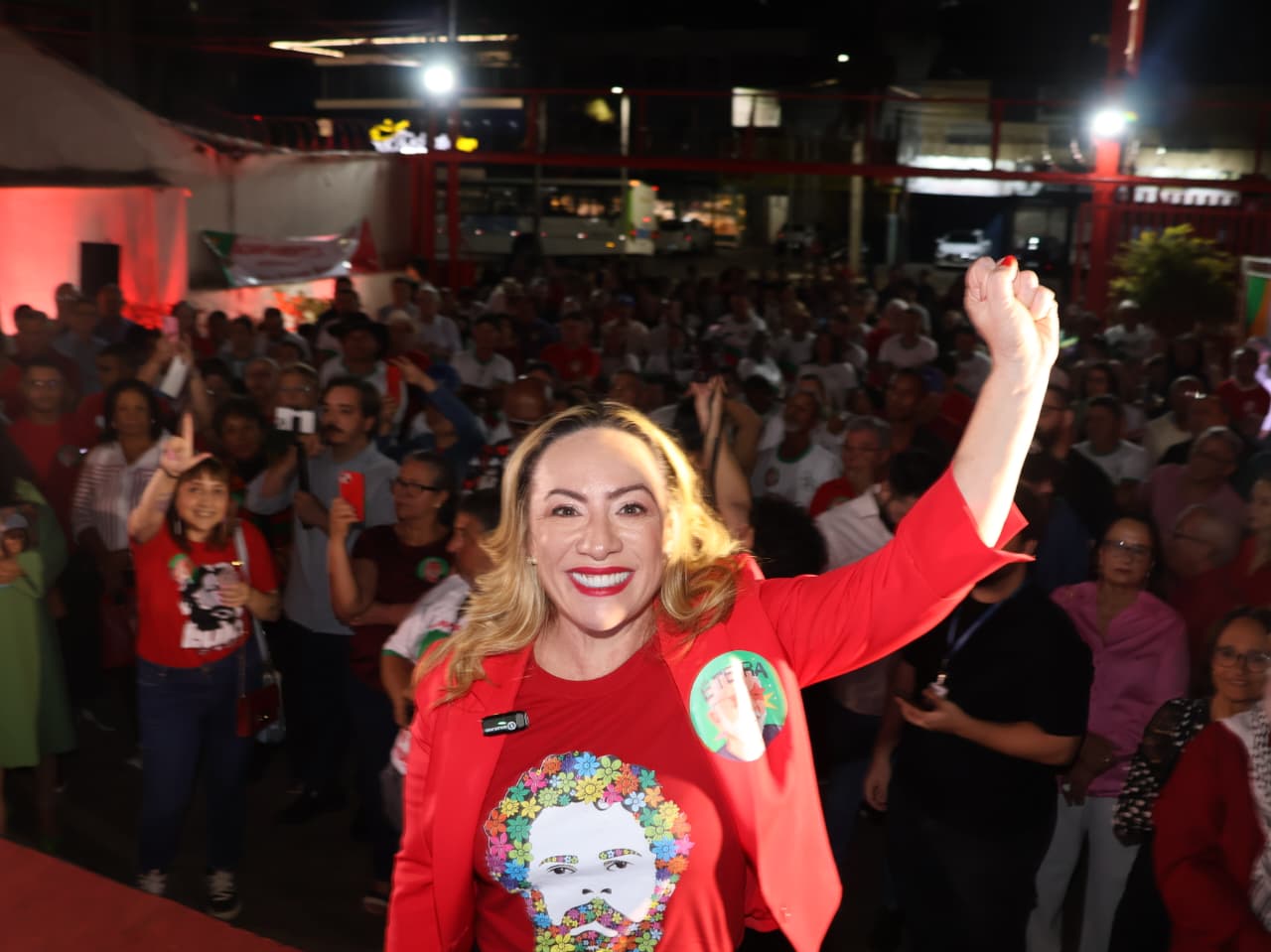 Adriana Accorsi diz que decidiu disputar reeleição desde o ano passado e afirma que Lula está “animado” com candidatura