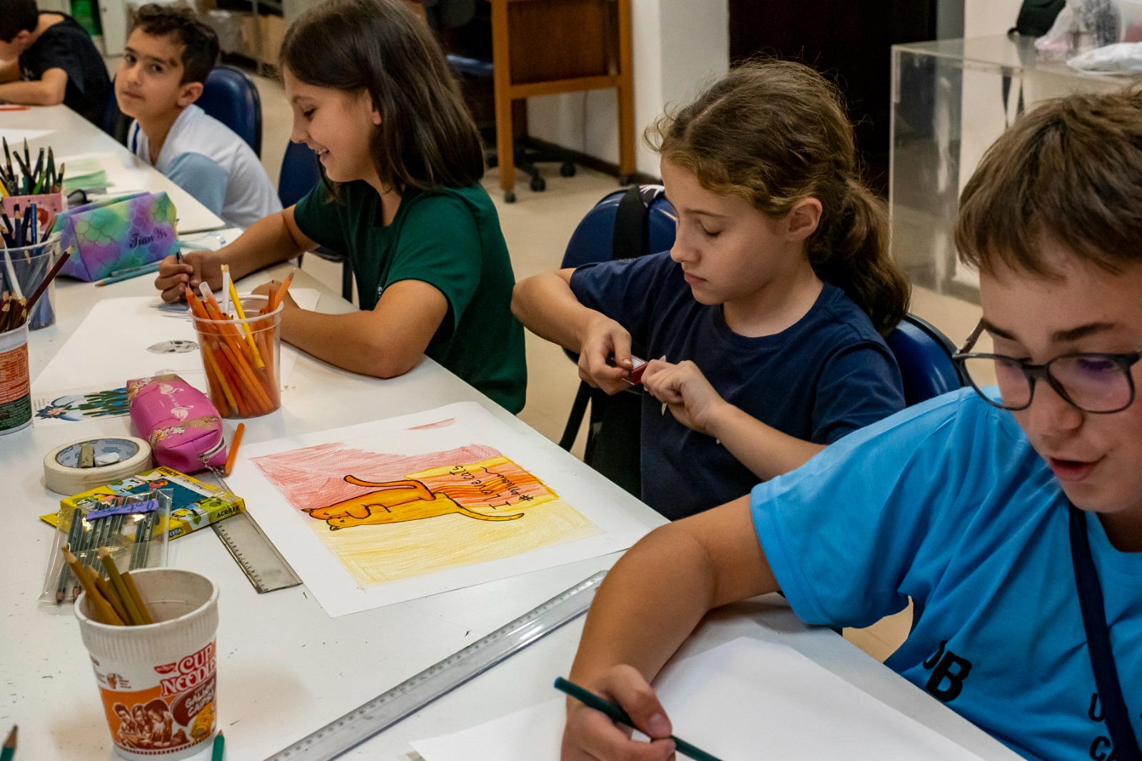 Escola de Artes Visuais oferece oficinas gratuitas para crianças em Goiânia