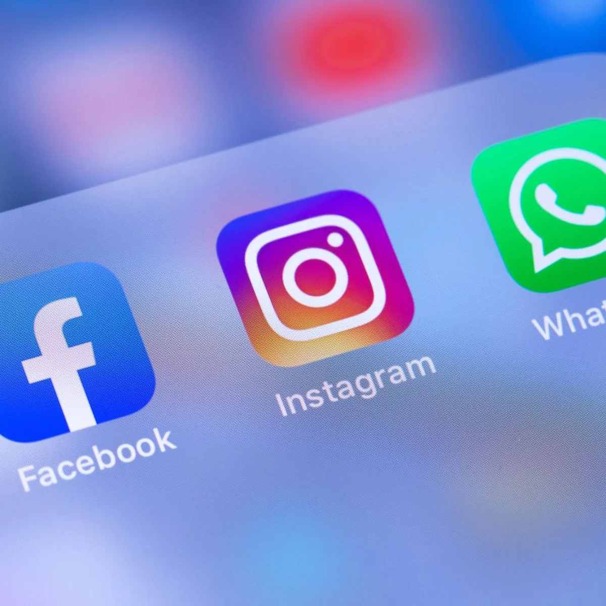 Facebook e Instagram apresentam instabilidade em vários países neste domingo (19)